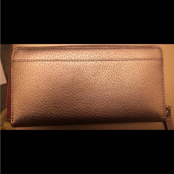 Kate Spade Wallet New Shiny Gold Metallic Color Holds A lot Pretty Color - Picture 2 of 4